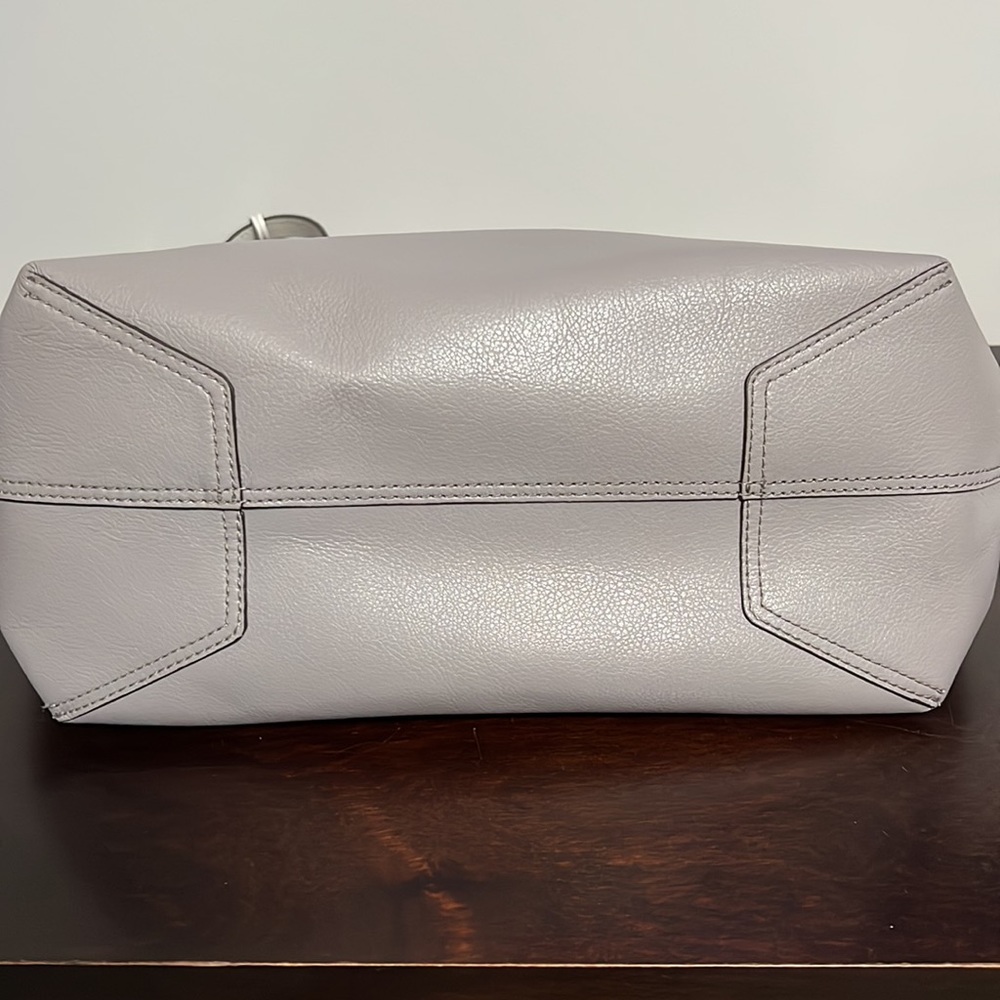 Kate Spade Reversable - Picture 6 of 8